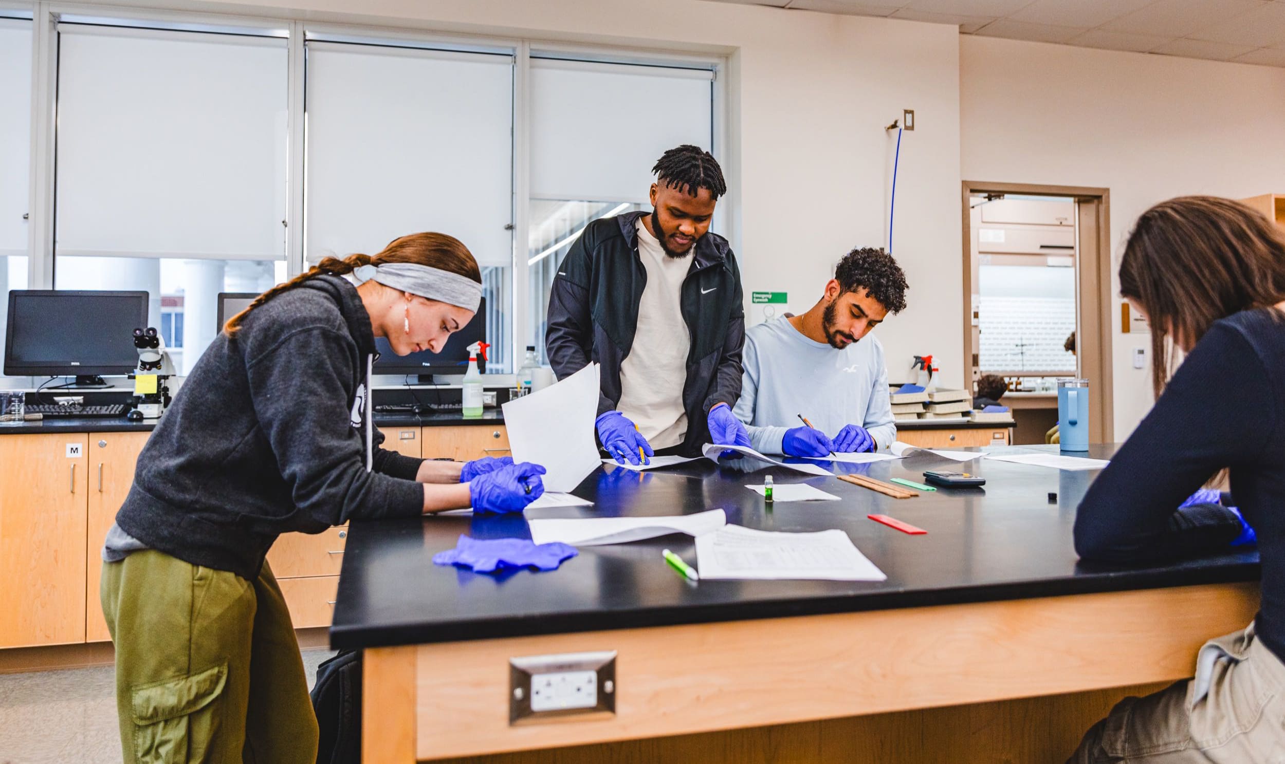 Химия: Понятная наука для каждого, от азов до сложных реакций - 1